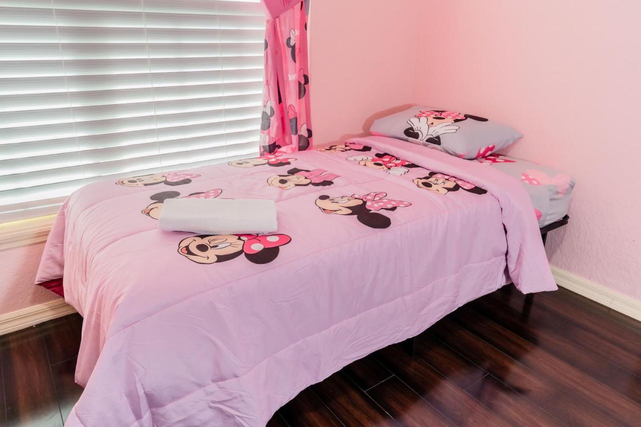 Apartment In Cheerful 4-bedroom With Pool *